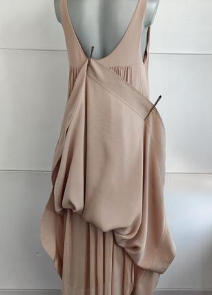 Сукня бренду класу люкс by malene birger з асиметричним низом8 фото