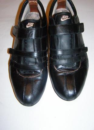 Рр 40 - 25,5 см стильные кроссовки nike кожа4 фото
