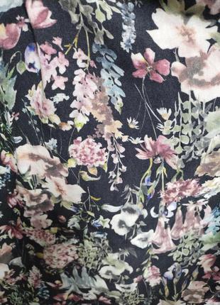 Сукня вільного крою в квітковий принт6 фото