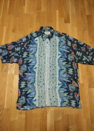 Яркая рубашка на лето