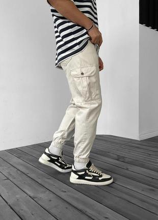 Чоловічі джинси / якісні джинси в білому кольорі на кожен день2 фото