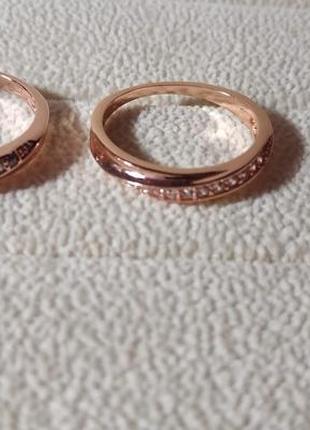 Колечко театральное золотое кольцо с камнями