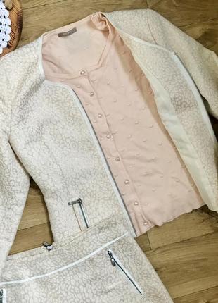 Костюм orsay пиджак и юбка 36 s, молочный с пудрой, на молнии, нарядный, праздничный