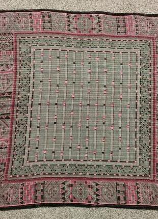 Платок с люрексом ( мягким)