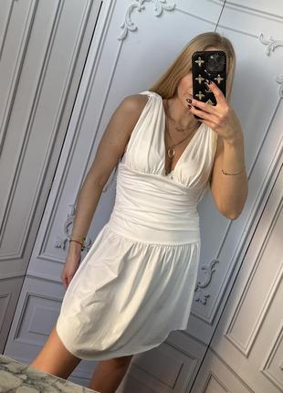 Неймовірно гарна 😻 біла сукня2 фото