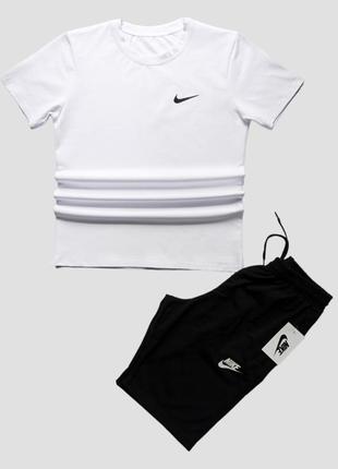 Мужской летний комплект футболка + шорты / качественный комплект nike в бело-черном цвете на лето