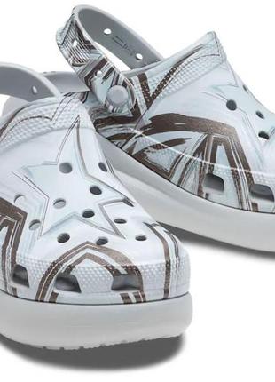 Жіночі сабо crocs classic crush hi-lo disco на платформі w6, w8