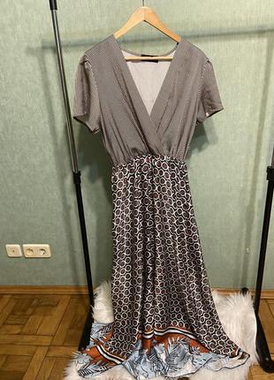 Ніжне легеньке плаття