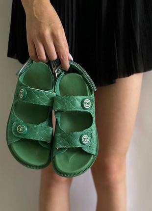 Сандалі у стилі chanel sandals green leather premium3 фото