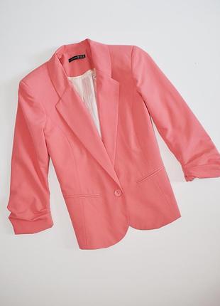 Качественный коралловый пиджак жакет atmosphere,