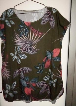 Стильная женская блузка