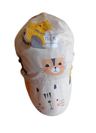 Косинка/бандана з дашком/ козирьком різні коти на бежевому