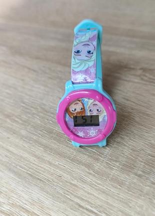 Детские электронные наручные часы с ельзой из мультфильма "холодное сердце"