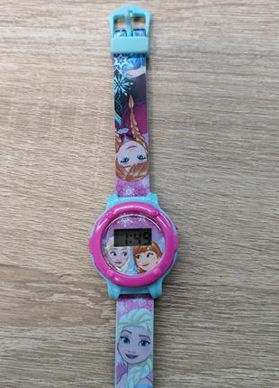 Детские электронные наручные часы с ельзой из мультфильма "холодное сердце"