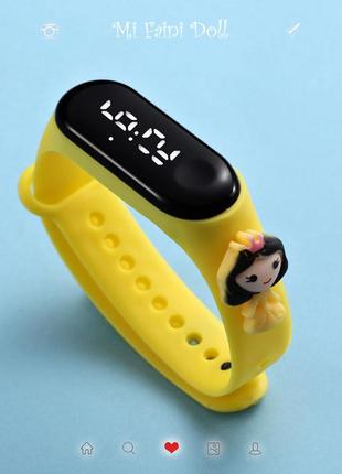 Детские сенсорные электронные часы с 3д браслетом  водонепроницаемые с куклой-принцессой белоснежка желтый