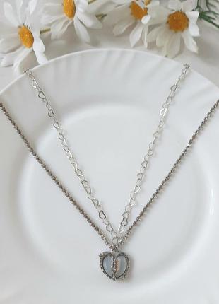 Двойная цепочка со стразами и кулоном, подвеской сердце (имитация опала) серебристая цепь ожерелье сердцем чокер серебряный белый кулон подвеска опал