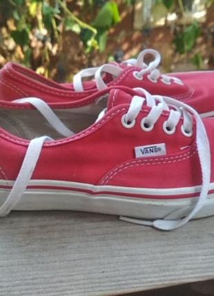 Продаються кеди vans оригінал червоного кольору5 фото