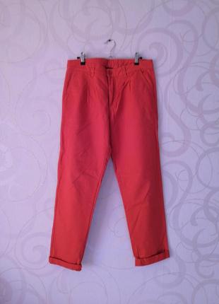 Коралловые брюки-чиносы на каждый день