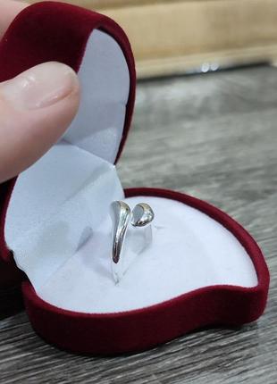 Оригинальный подарок девушке - кольцо "серебряная пружинистая окружность" в стильной коробочке5 фото