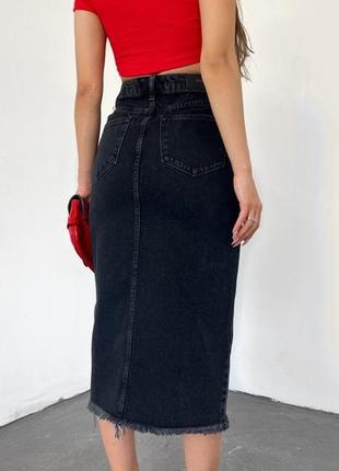 Женская джинсовая юбка миди серая3 фото
