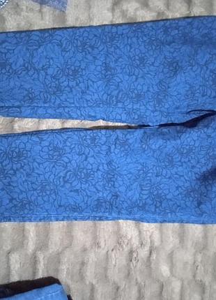 Гарні джинси в принт батал