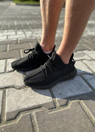 Кроссовки adidas yeezy boost 350 black1 фото