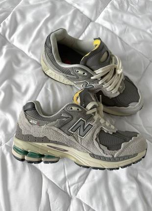 В стилі new balance 2002r жіночі кросівки10 фото