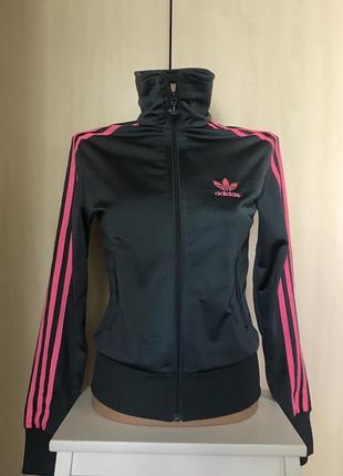 Adidas cores костюм