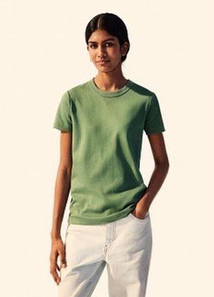 Uniqlo футболка базова u
