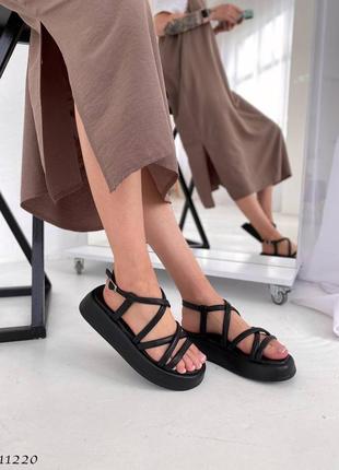 Босоножки, которые станут твоими любимыми
цвет: black, натуральная кожа