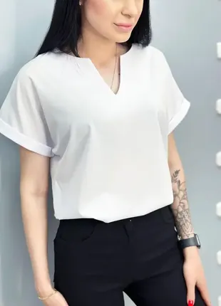 Жіноча блузка з v вирізом та коротким рукавом норма і батал5 фото