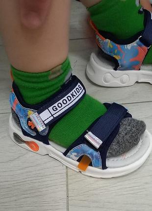 Босоножки том.м