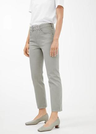 Джинсы женские arket regular cropped jeans cos / 26,30