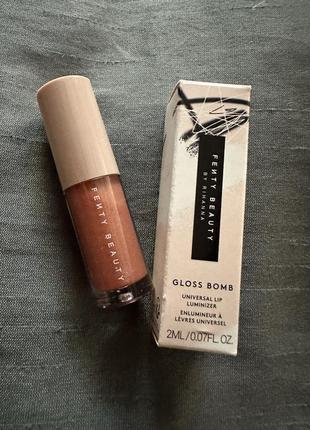 Fenty beauty gloss bomb lip luminizer/ блиск для губ/сяяючий блиск для губ/нюдовий блиск для губ