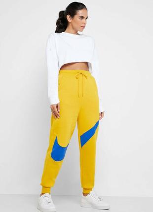 Женские спорттивки nike swoosh fleece