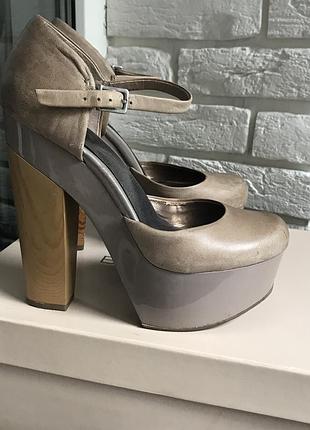 Туфли bcbg