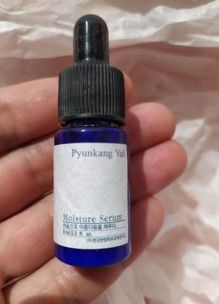 Зволожувальна сироватка для обличчя
pyunkang yul moisture serum (мини)