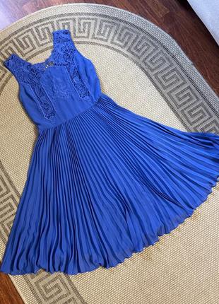 Сукня пліссе синьо -голуба