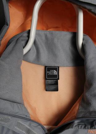 Жіноча куртка the north face tnf9 фото