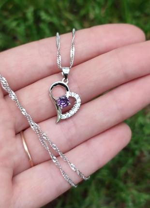 Кольє "сяючі проміння аметисту кохання в срібному серці з цирконами" з ювелірного сплаву - солідний подарунок дівчині в коробочці