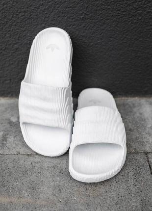 Белые летние мужские спортивные тапочки шлёпанцы adidas4 фото