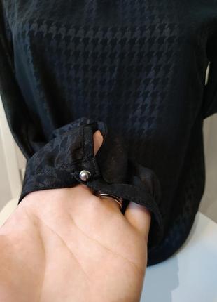 Блузка чорного кольору в принт гусячі лапки, черная блузка5 фото