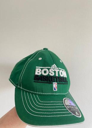 Кепка adidas x boston celtics бейсболка