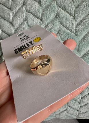 Французький бренд jennyfer набір каблучок перстенів «посміхнись» новий