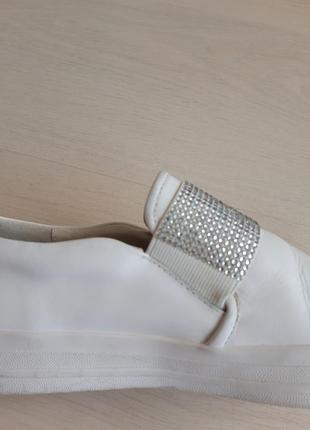 Женские кожаные кеды белого цвета. размер 36-375 фото