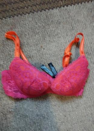 Бюстгальер 75,34 а,в