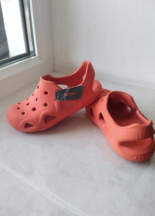 Крутые стильные сандалии кроксы бренда crocsнц c 10 eur 27