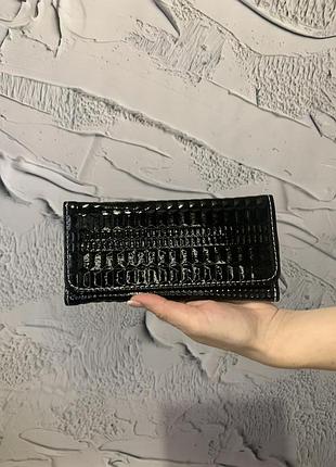 Женский кошелек