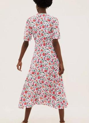 Marks&spencer платье миди на запах в цветочный принт м6 фото
