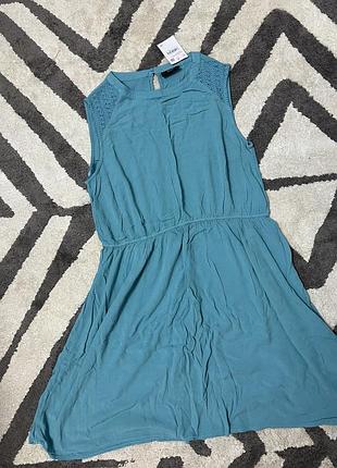 Легка літня сукня